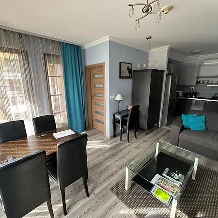Luna Apartment *
